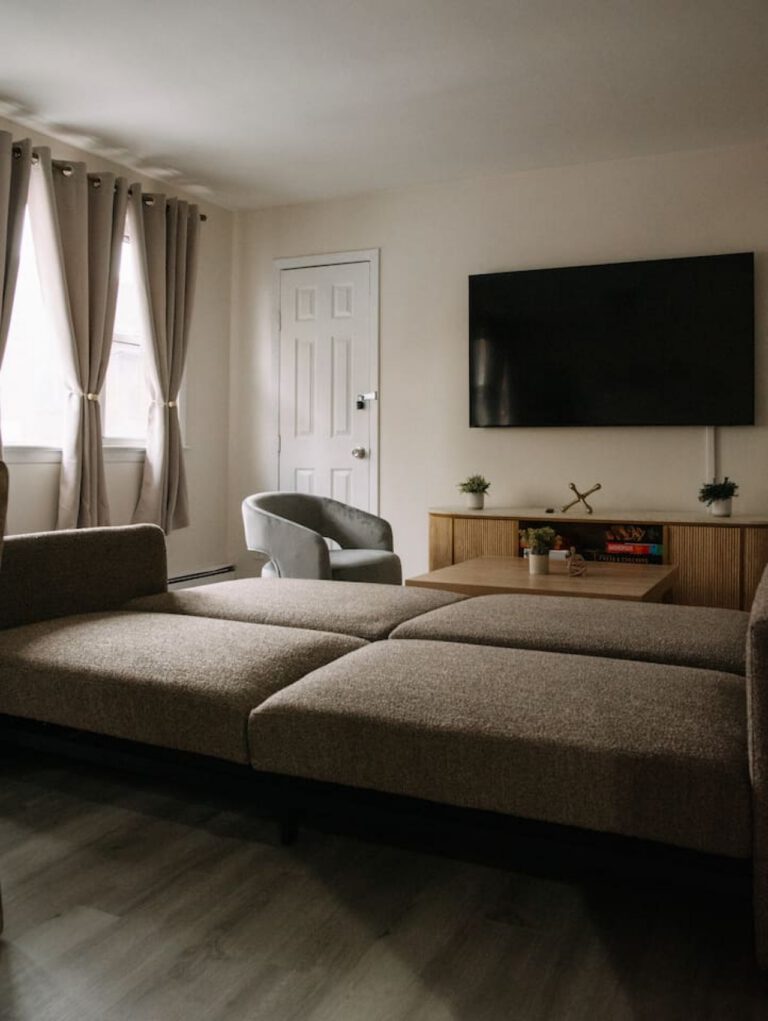The Luxe Escape, photo 13
